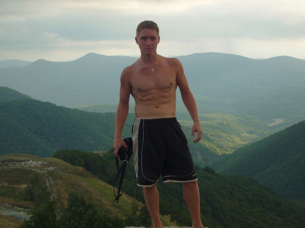 Виктор Исаев