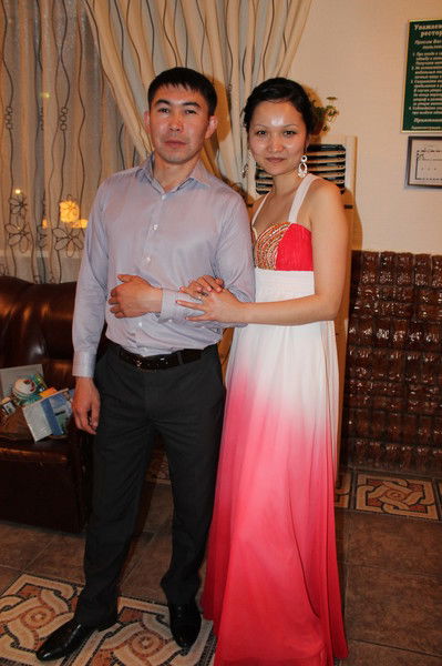 Женiс Байсуанов