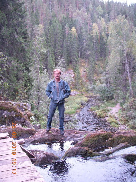 Максим Манохин