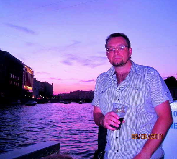 Владимир Комаров