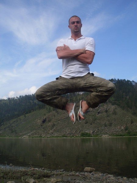 Александр Кучерявый