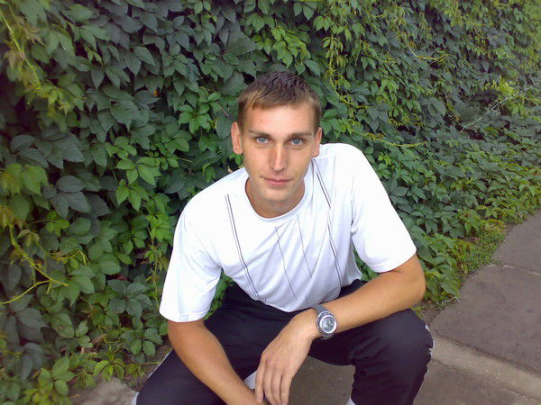 Владимир Миланов