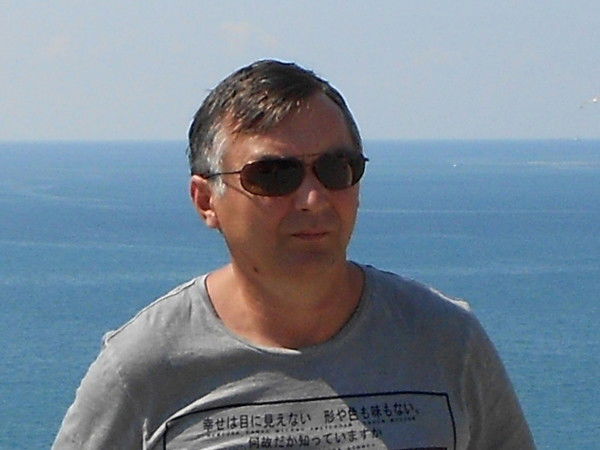 Александр Захаров