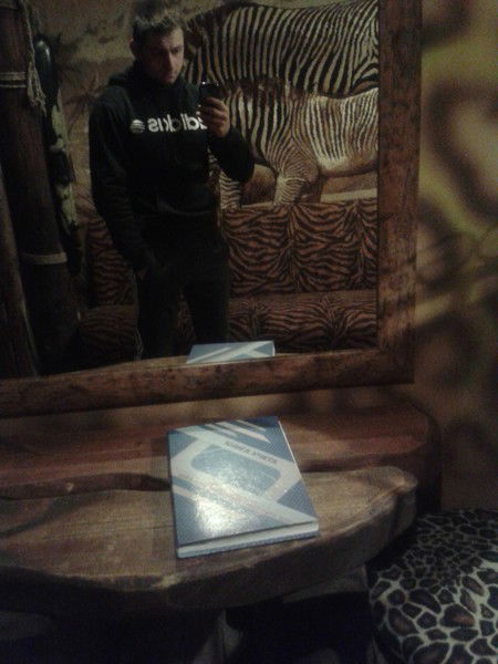 Денис **********