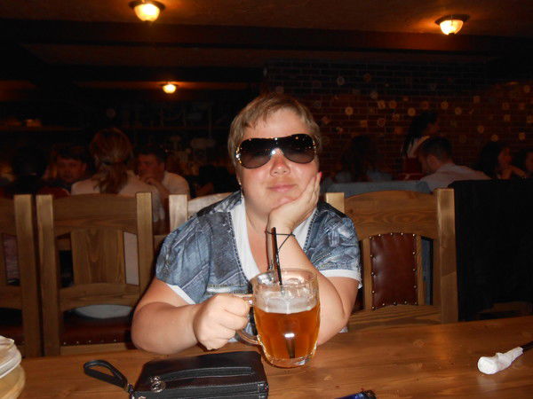 Надюха Емельянова