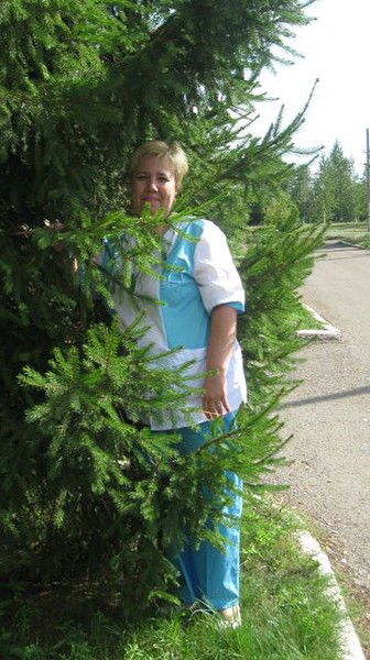 Лариса Зверева