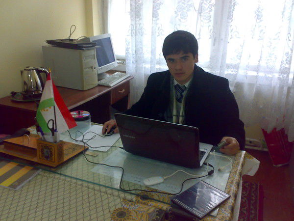 Акмал Джураев