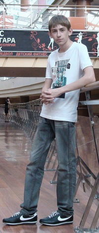 Денис Жуковский