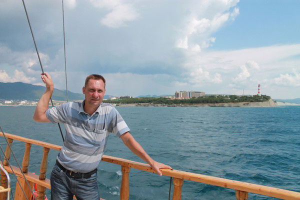 Александр Бутенко