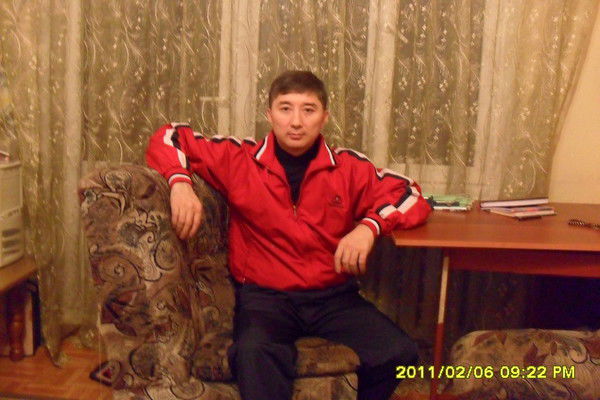 Саят Сулейханов