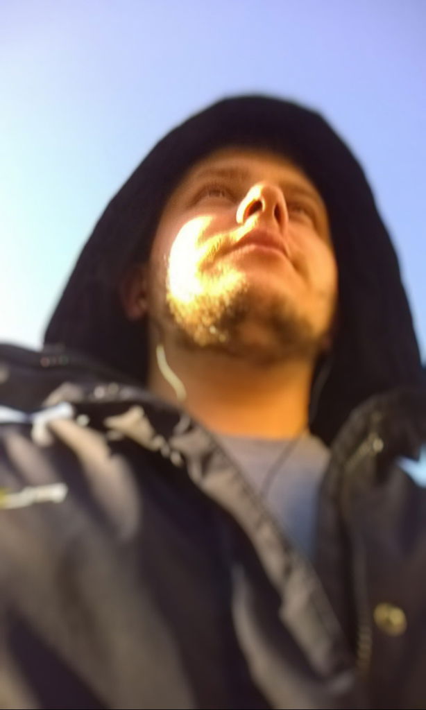 Артём Артёмов