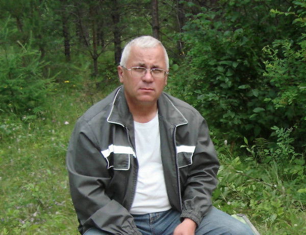 Владимир Булатов