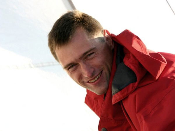 Владимир Петров