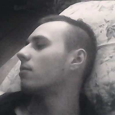 Александр Дёмин