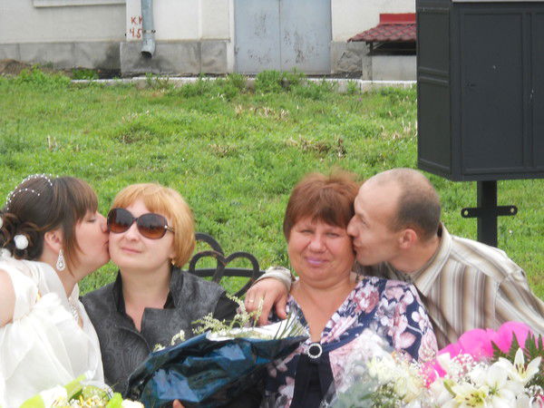 Ксения Мельник