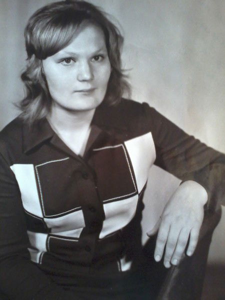 Людмила Стрельцова