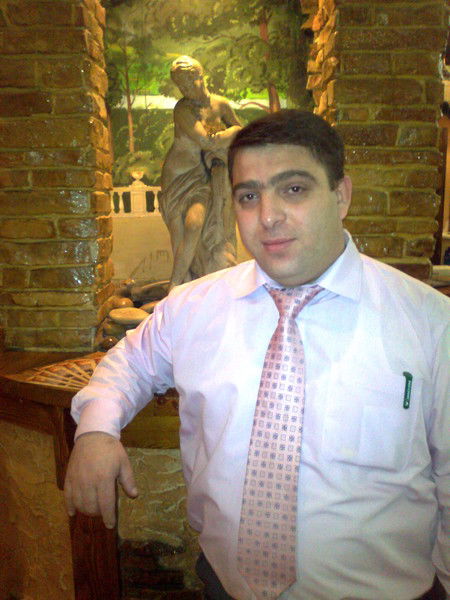 Эльмар Манафов