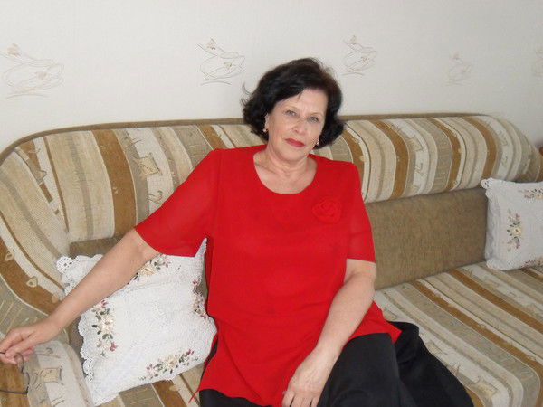 Людмила Крюкова