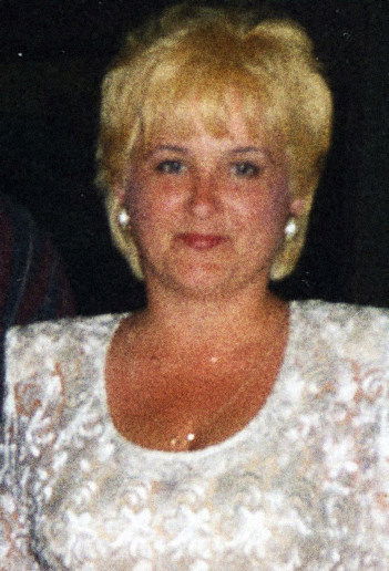 Елена Каменева