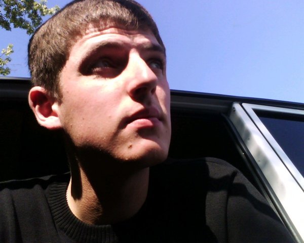 Кирилл Комаров