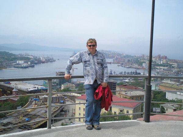 Константин Володин