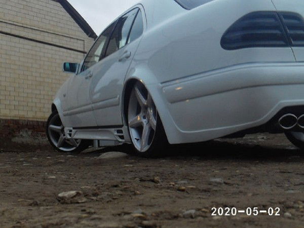 Артур Ижаков