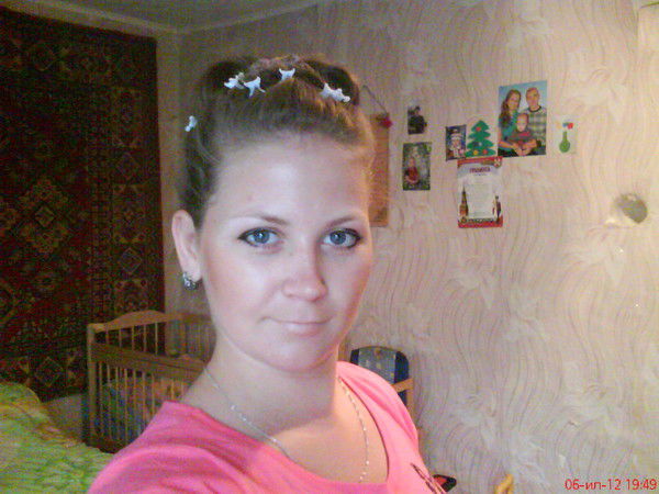 Марина Марова