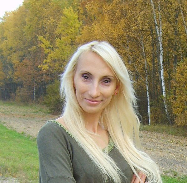 Лена Ахраменко