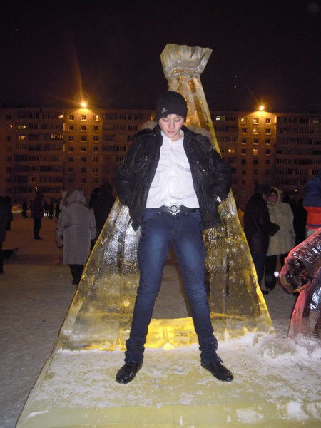 Шохрух Бобожонов