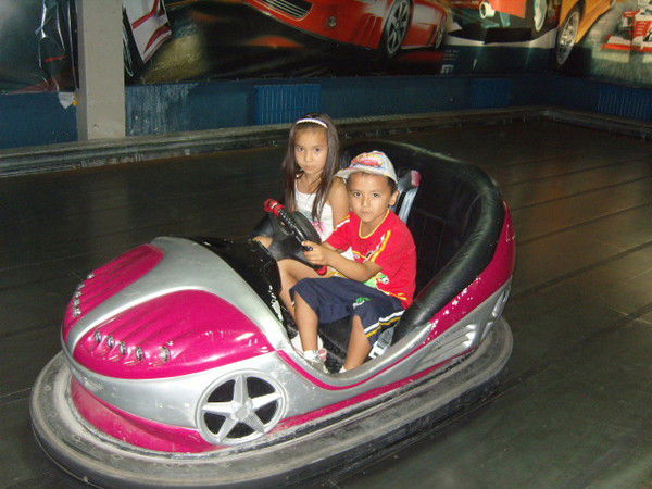 Назерке Женис