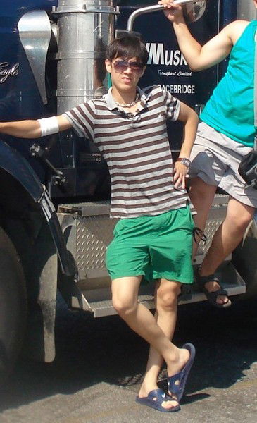 Неизвестно Неизвестно