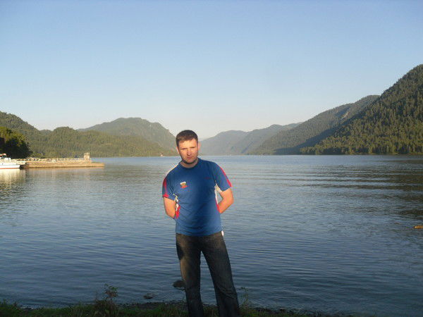 Александр Максаков