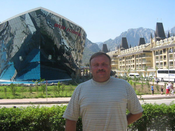 Владимир Яковин