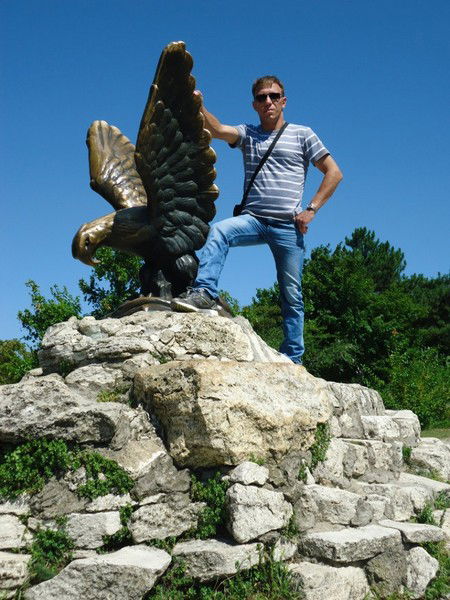 Артем Неганов