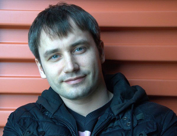 Искандер Акназаров