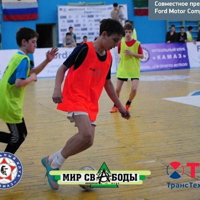 Рома Бухаров