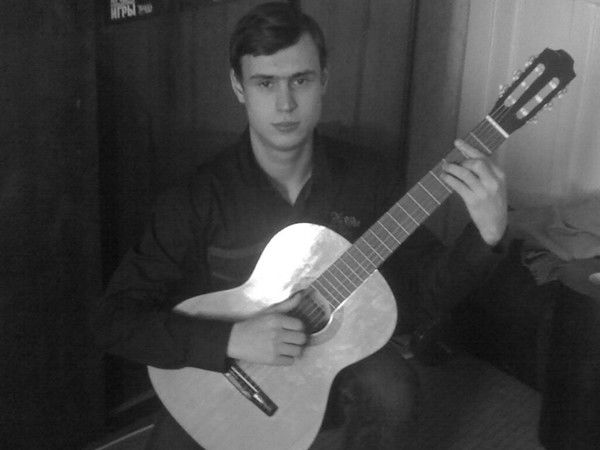 Дмитрий Антонов