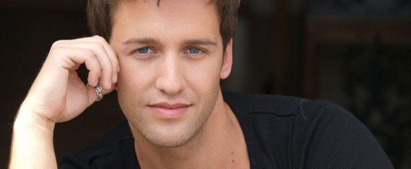 Максим Светлаков