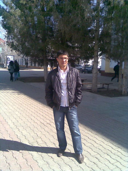 Армани Хайров