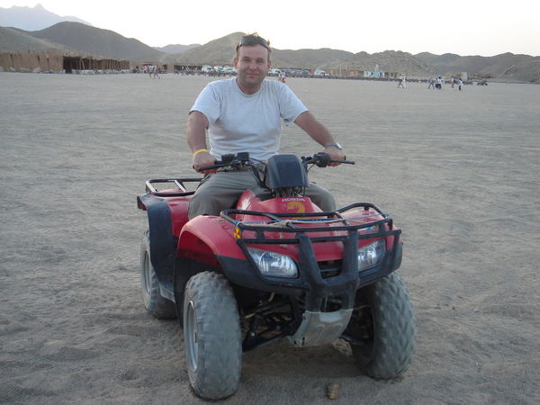 Олег Романов