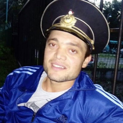 Олег Штрахов