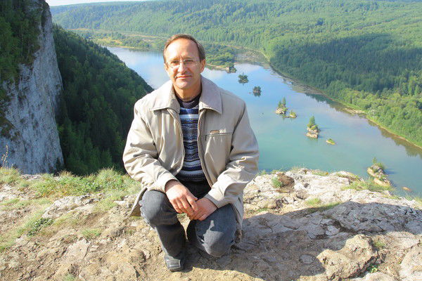 Константин Остальцев