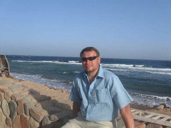 Александр Абузяров