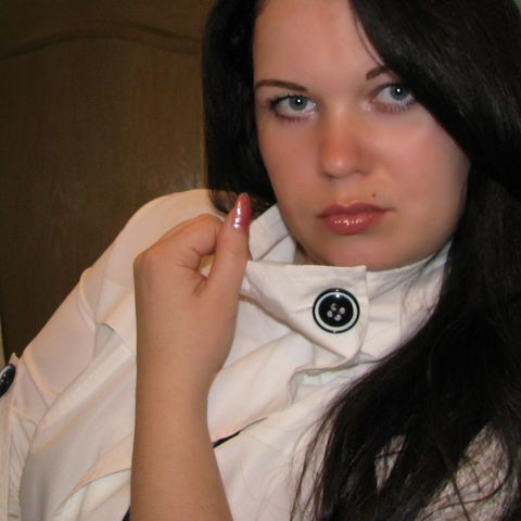 Натали Попова