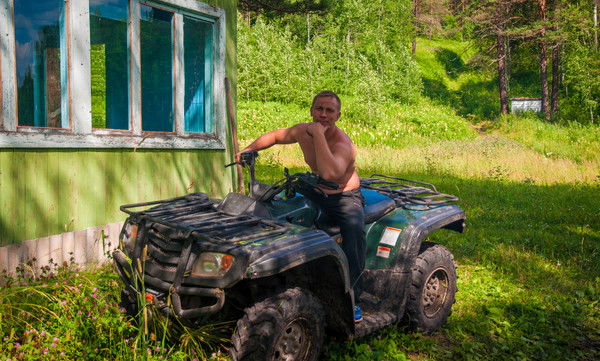 Александр Карнаухов