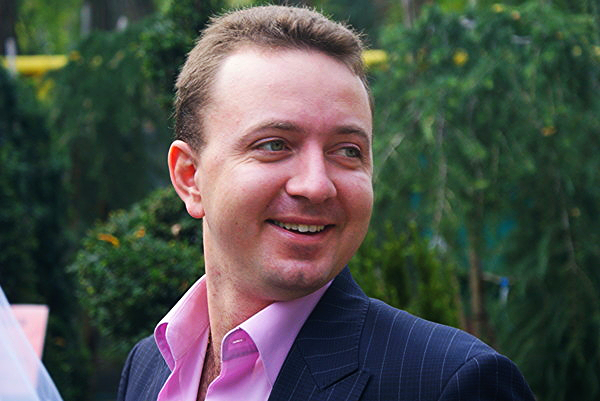 Константин Джеймс Бонд