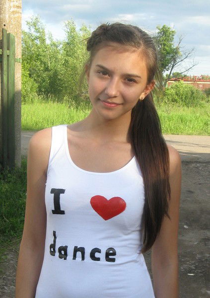 Лена Лучинина