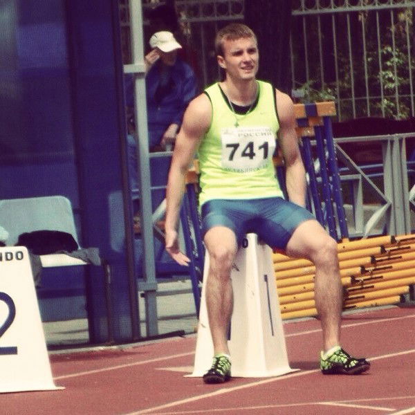 Максим Бондаренко