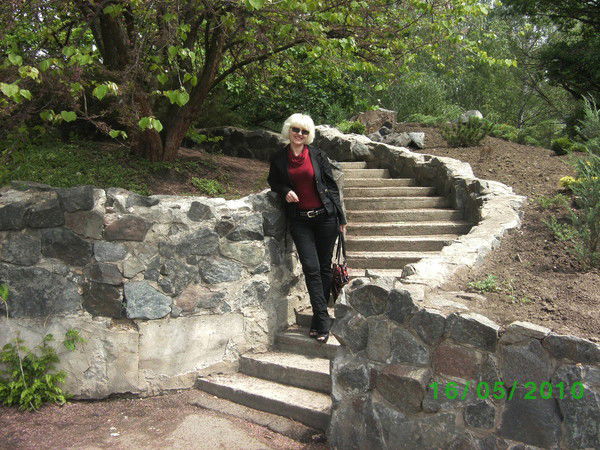 Волчица Белая