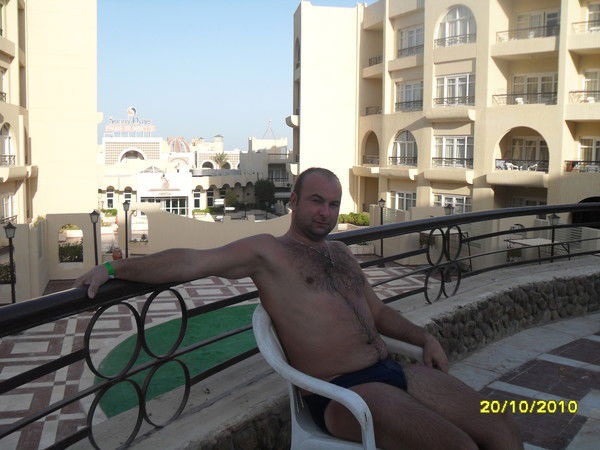 Максим Новиков